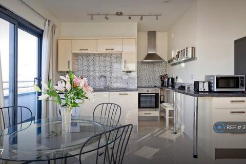 2 bedroom flat to rent, Pound Court, Fulham Broadway, SW6