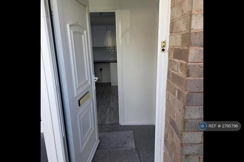 2 bedroom bungalow to rent, Ashley Way, Dawlish, EX7