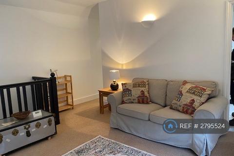 1 bedroom flat to rent, Netheravon Road South, London, W4