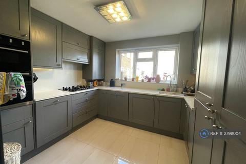 undefined, Heathshott, Richmond, TW10