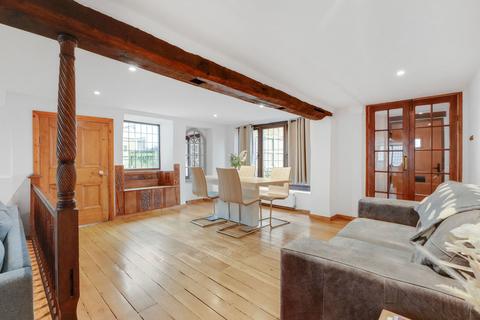 4 bedroom detached house for sale, High Street, BYFIELD NN11