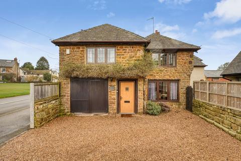 4 bedroom detached house for sale - High Street, BYFIELD NN11