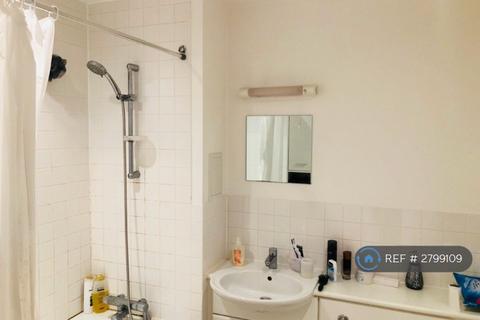 1 bedroom flat to rent, Newport Avenue, London, E14