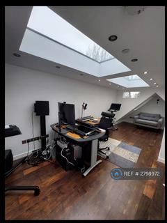 5 bedroom terraced house to rent, Greenland Quay, London, SE16