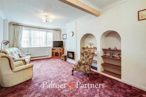 3 bedroom semi-detached house for sale, Hillside Grove, Essex CM2