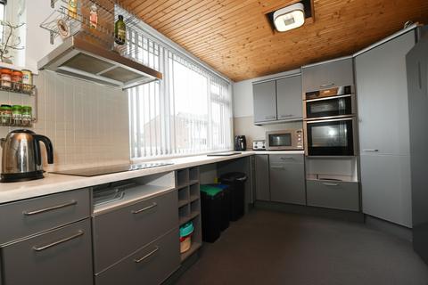 undefined, Stoneacre Court, Swinton, M27