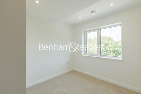 2 bedroom apartment to rent, Holland Court, Fulham Reach W6