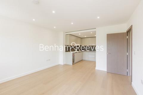2 bedroom apartment to rent, Holland Court, Fulham Reach W6