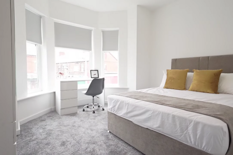 undefined, Derby Road, Salford M5
