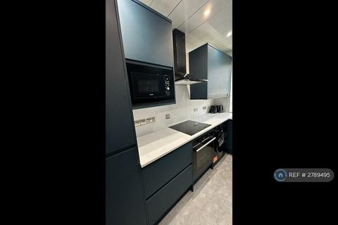 3 bedroom flat to rent, Ferry Road Gardens, Edinburgh, EH4