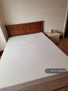 4 bedroom end of terrace house to rent, Shere Road, Ilford, IG2