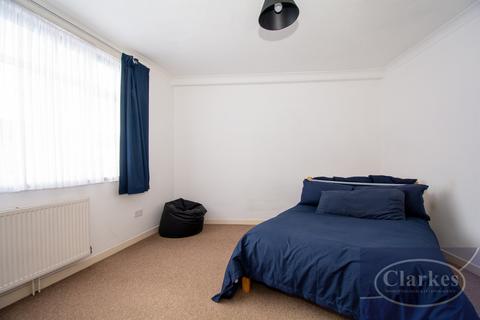 1 bedroom duplex for sale, Victoria Park Road, Bournemouth