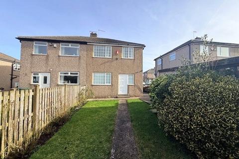 3 bedroom semi-detached house to rent, 21 Northfield Grove Rd, BD6 1LD
