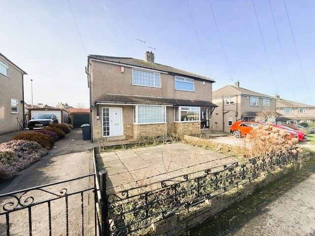*to let 3 bed