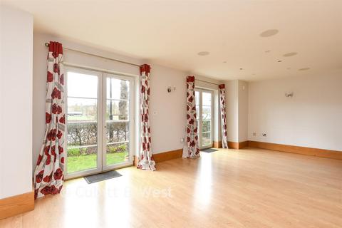 Coldstream Road, Caterham, Surrey
