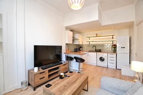 1 bedroom flat to rent, Wardlaw Street, Edinburgh, EH11