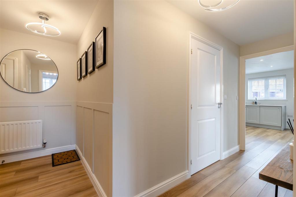 8679563-interior05.jpg