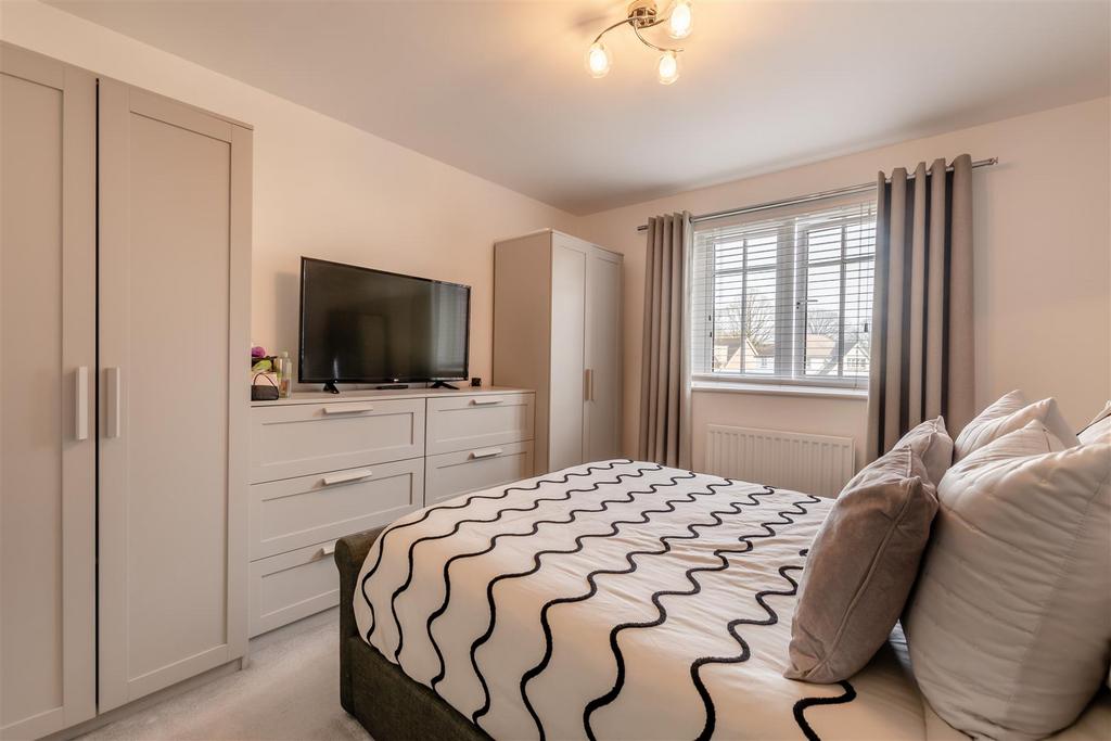 8679563-interior02.jpg