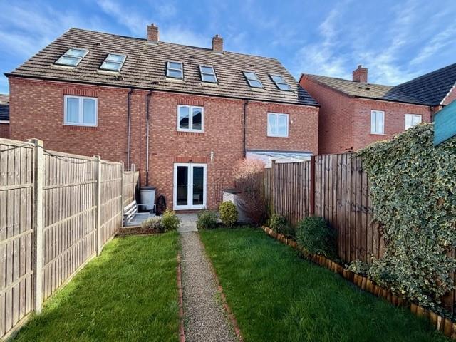 14 Lily Walk Rear.jpg