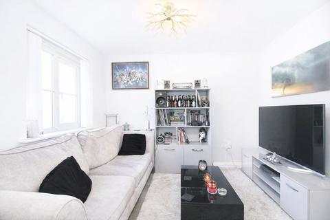 4 bedroom townhouse for sale, Willowdale, Leeds, LS10