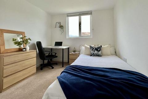 undefined, 11 Longford Road