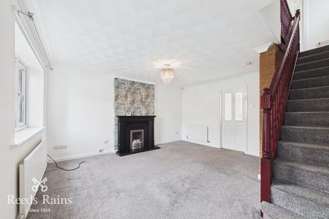 3 bedroom semi-detached house to rent, Woodlands Meadow, Lancashire PR7