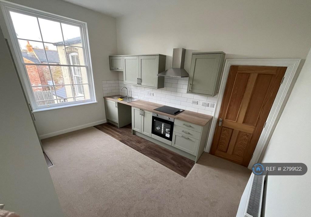 Kitchen/Living Area