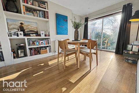 3 bedroom semi-detached house for sale, St Andrews Avenue, Colchester
