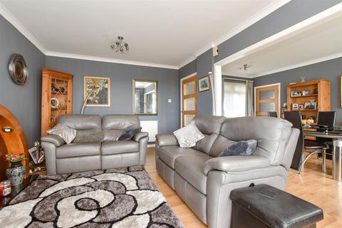 3 bedroom detached bungalow for sale, Long Lane, Newport PO30