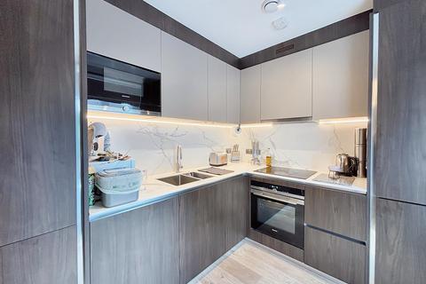 2 bedroom flat for sale, Elms Road, London SW4