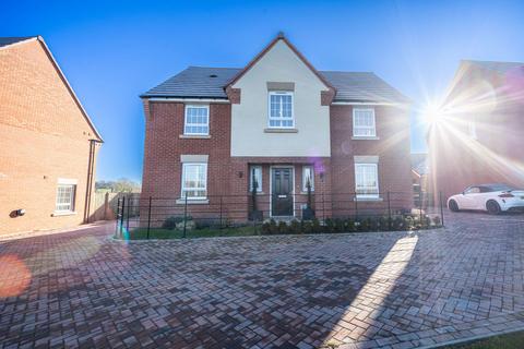 undefined, Yellow Brick Road, Buckinghamshire MK18