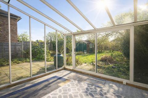 3 bedroom end of terrace house for sale, Chelwood Avenue, Hatfield