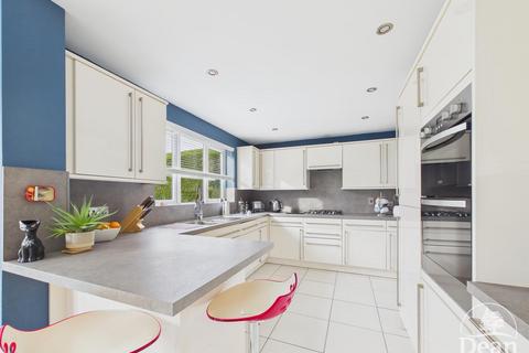 4 bedroom detached house for sale, Sabrina Way, Lydney GL15
