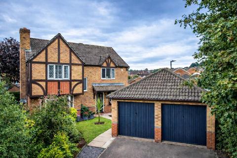 4 bedroom detached house for sale, Sabrina Way, Lydney GL15