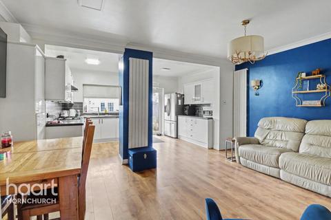 4 bedroom semi-detached house for sale, Stanley Road, Hornchurch