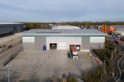 Warehouse to rent, Beddington Ln Croydon CR0 4TE