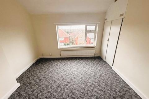 2 bedroom terraced house to rent, Everingham Crescent, Southey Green