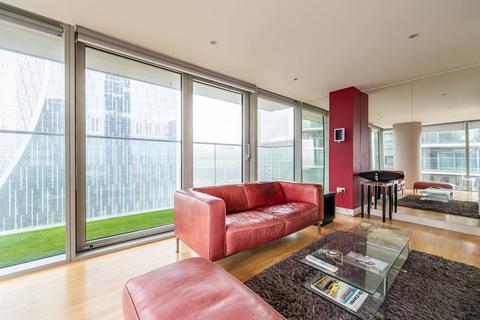 Landmark East Tower, Canary Wharf, London, E14