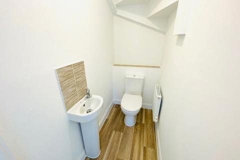 3 bedroom house to rent, Walker Close, Westhampnett, Chichester