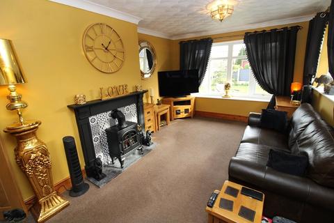 3 bedroom bungalow for sale, Ashfield Close, Barnsley