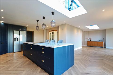 3 bedroom semi-detached house for sale, St. Agnes Gardens, Tyne and Wear NE40
