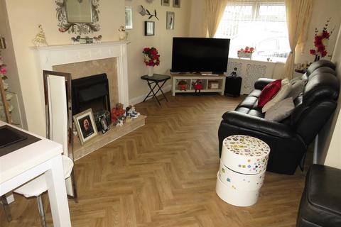 3 bedroom end of terrace house for sale, Bannerlea Road, Birmingham B37