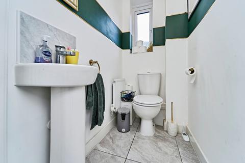 3 bedroom semi-detached house for sale, Bluebell Crescent, Walsall, WS3