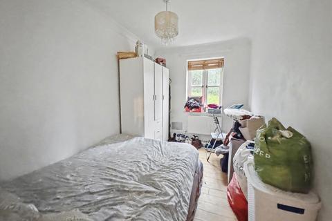 2 bedroom flat for sale, St Cross
