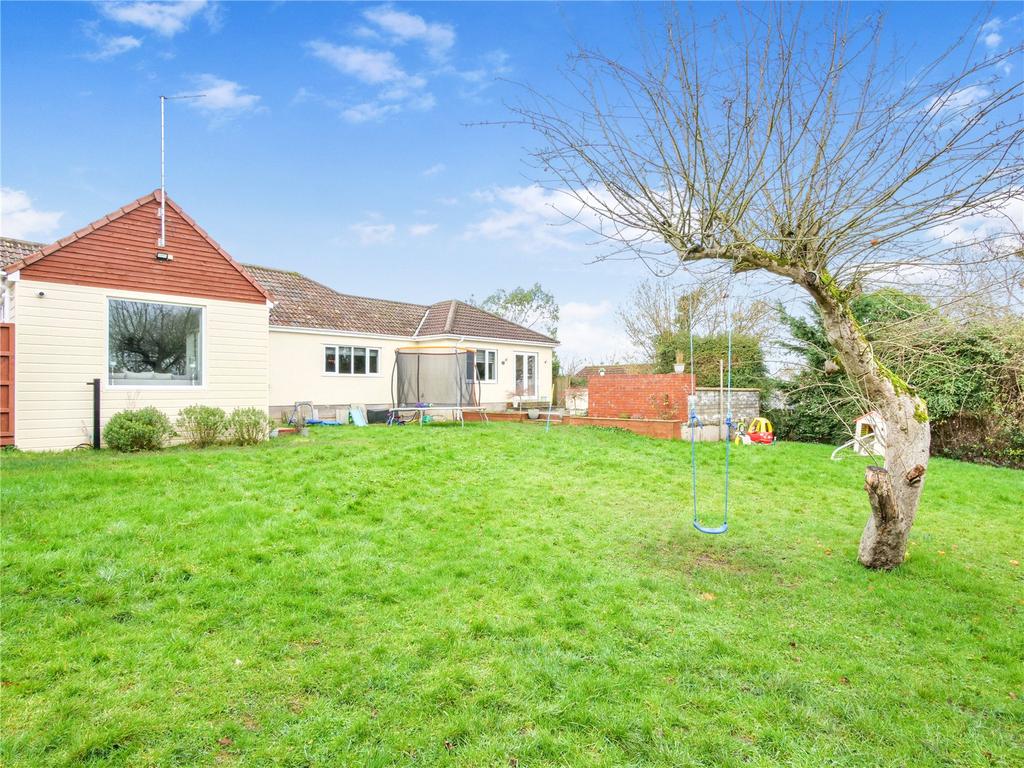Garden/Exterior