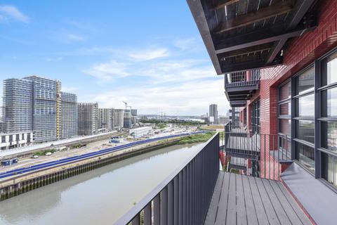 1 bedroom apartment for sale, Defoe House, London City Island, E14