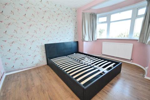 2 bedroom maisonette for sale, Hanworth Road, Whitton, Hounslow TW4