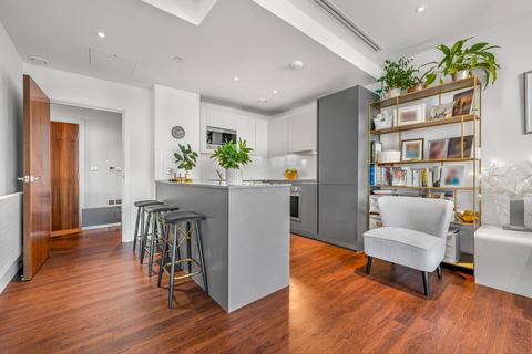 2 bedroom house for sale, Salvor Tower, 41 Mastmaker Road, London