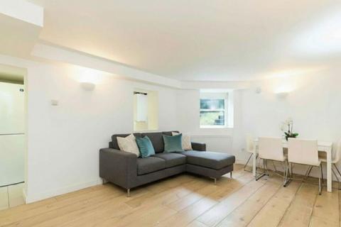 2 bedroom flat to rent, Fairhazel Gardens, London