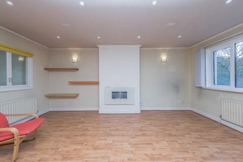 3 bedroom terraced house for sale, North Street, Thackley, Bradford, BD10